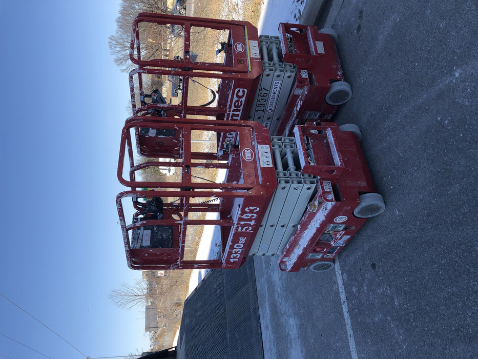 2017 MEC 1330SE 13' Scissor Lift w/2 Year Full Extended Warranty