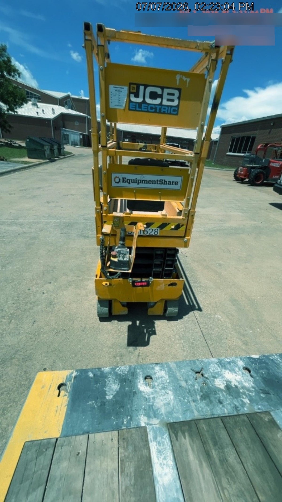 2024 JCB S1932E