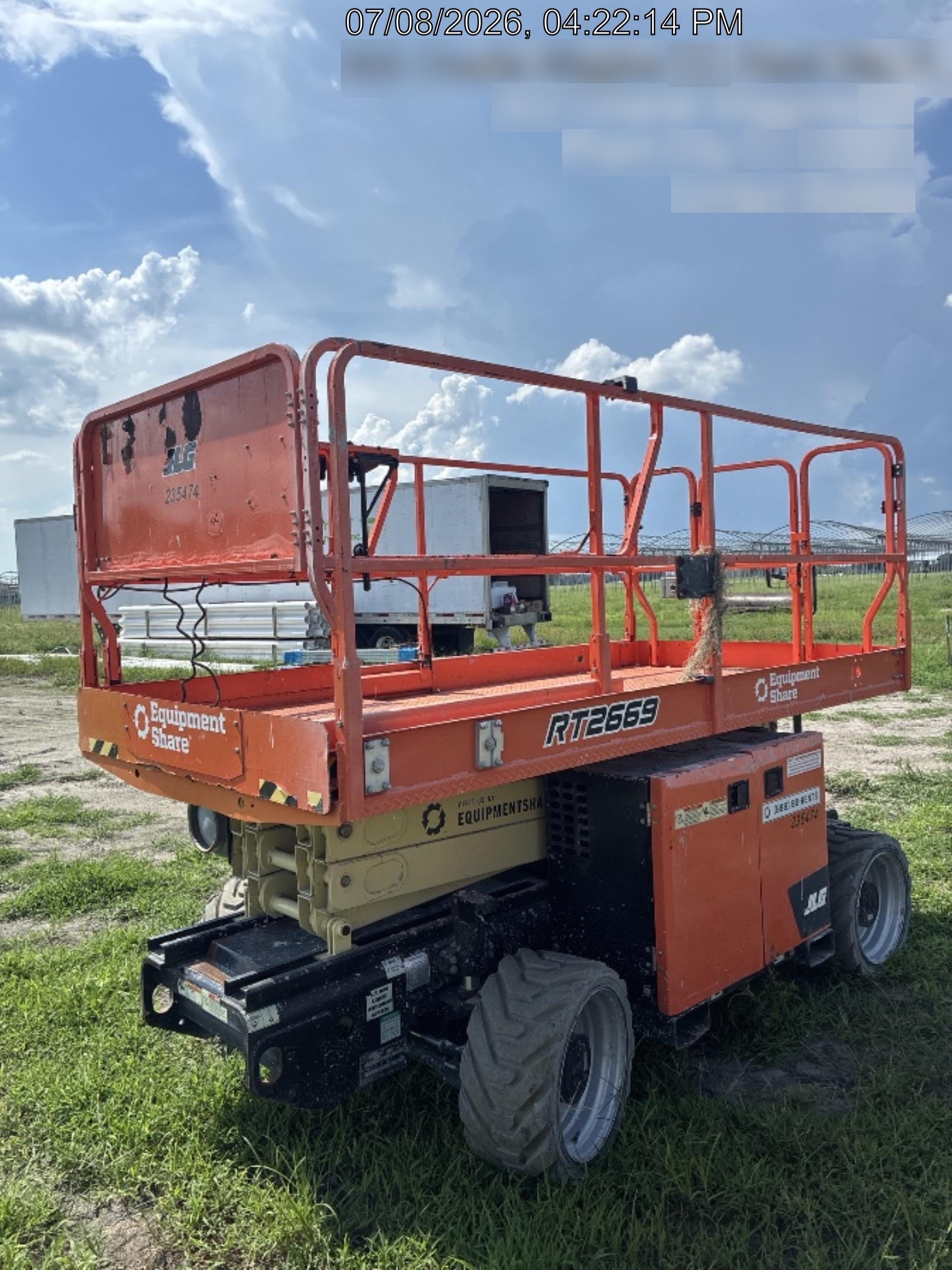 2022 JLG RT2669