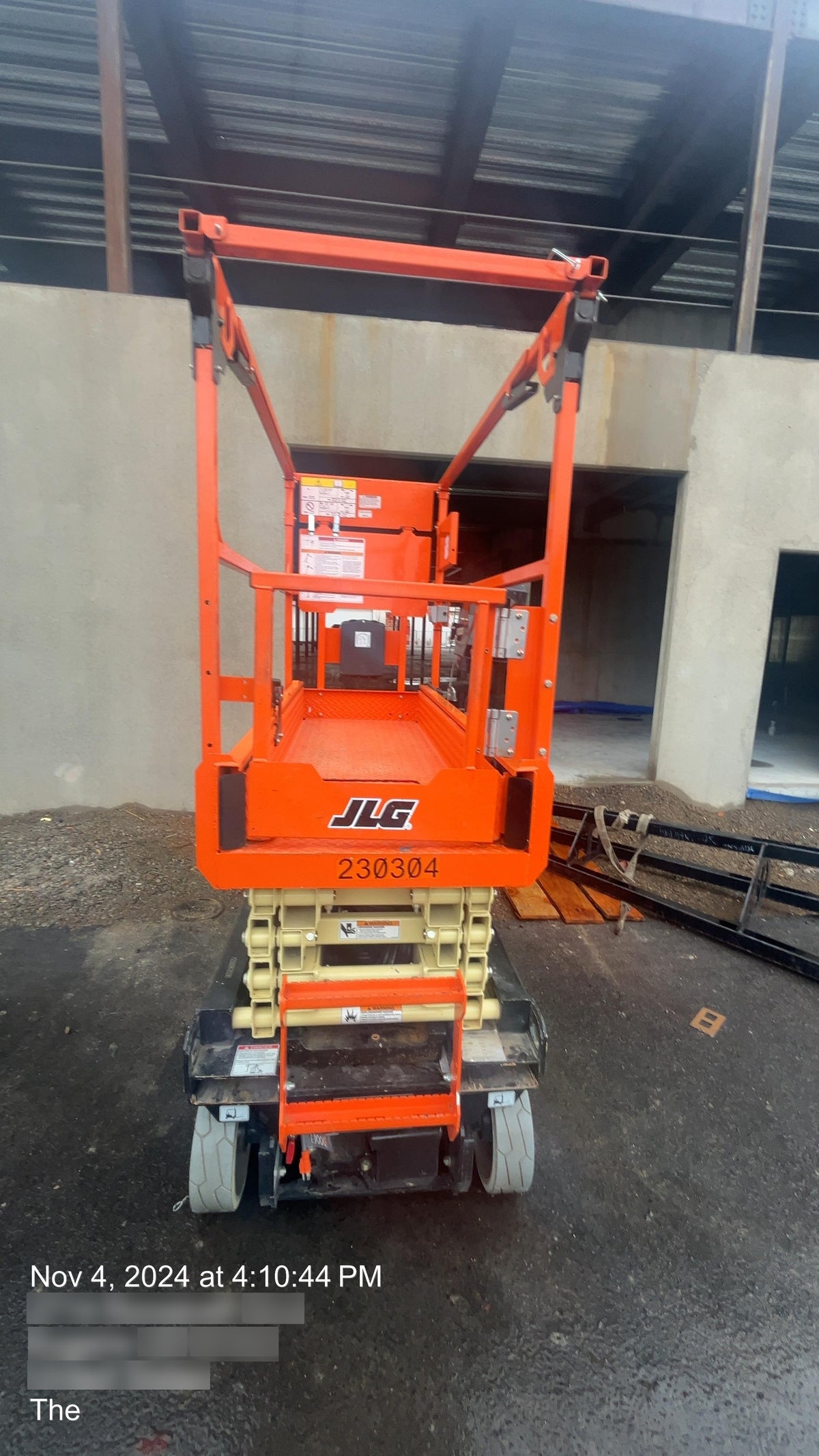 2022 JLG ES1932