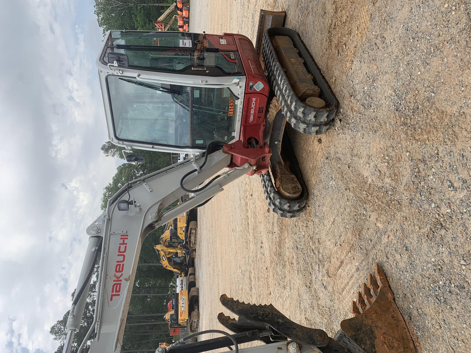 2020 TAKEUCHI TB-235-2CR