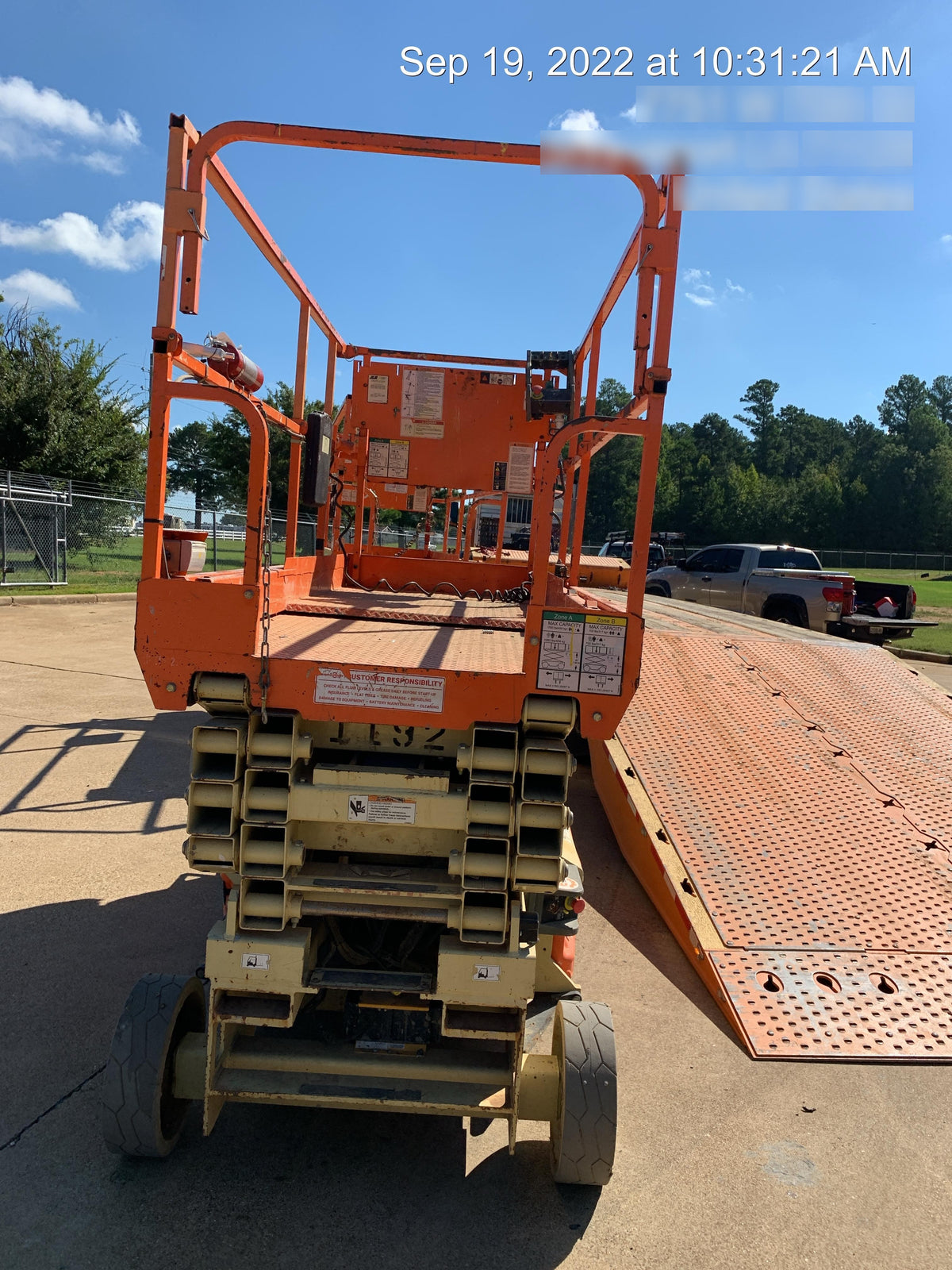 2016 JLG 3246ES