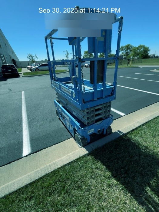 2020 Genie GS-1930 Solid Non Marking Tires, Beacon, Folding rails with half height swing gate