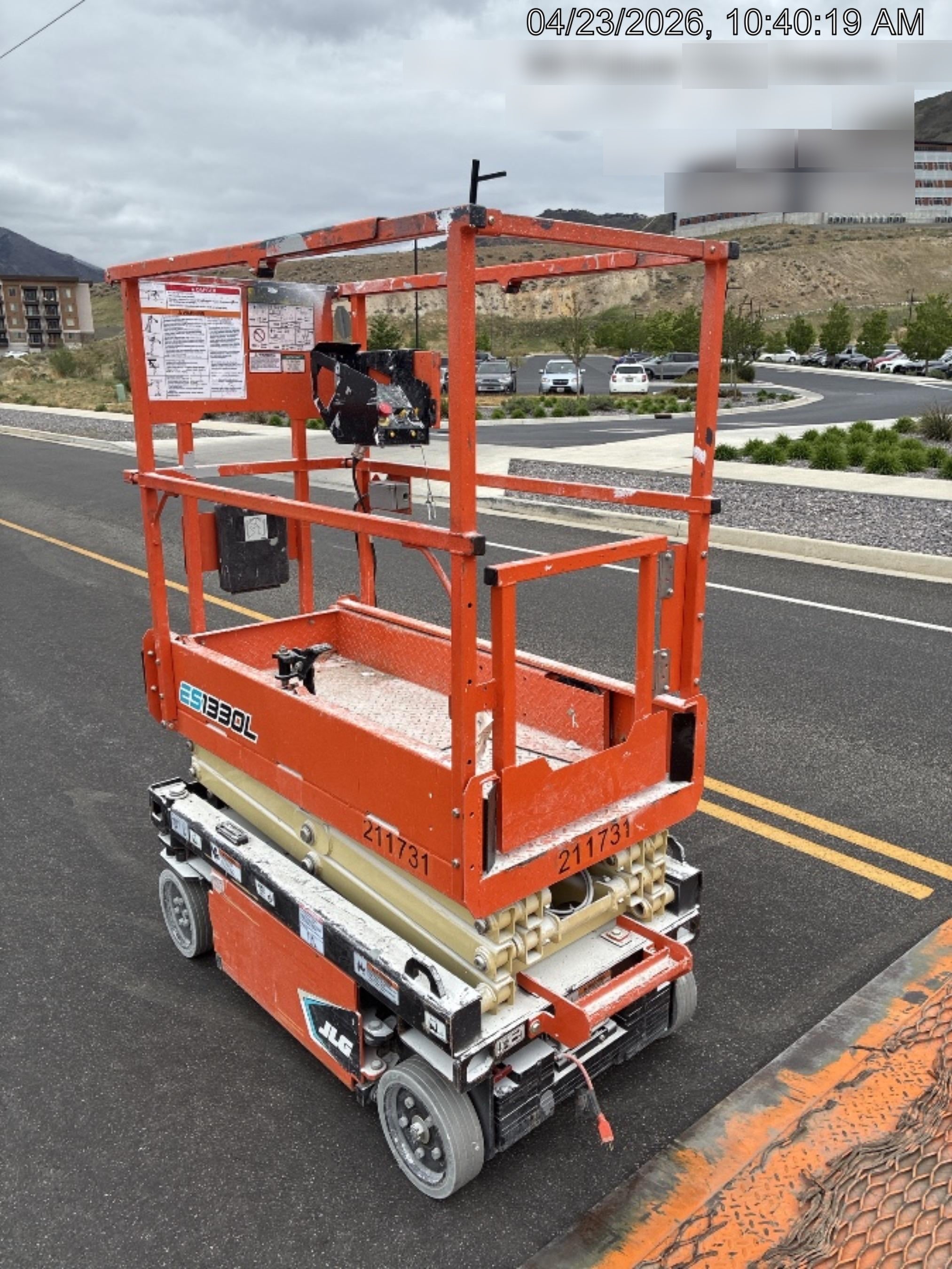 2022 JLG ES1330L