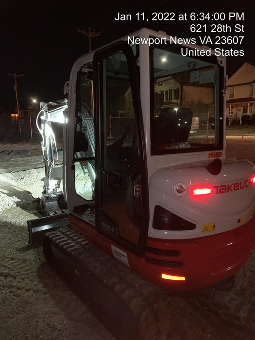 2021 TAKEUCHI TB235-2CR