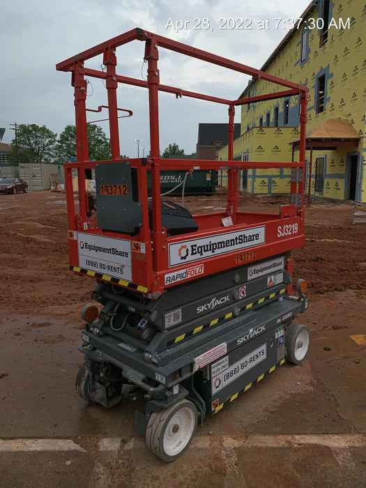 2021 SKYJACK SJ3219