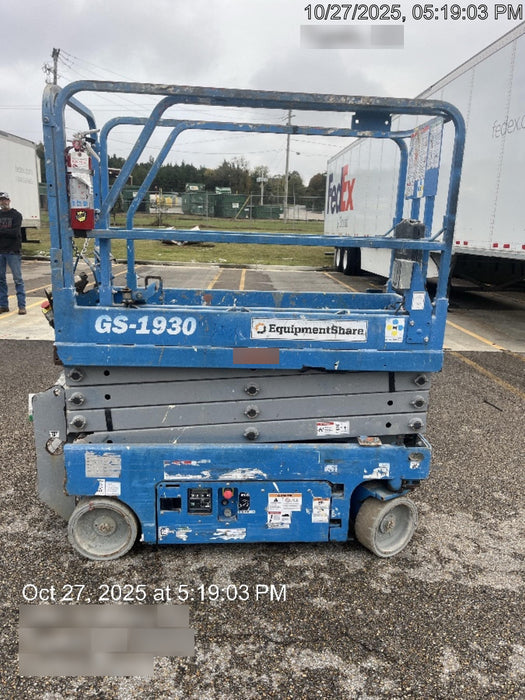 2019 Genie GS-1930 Fixed Rails with Chain Entry