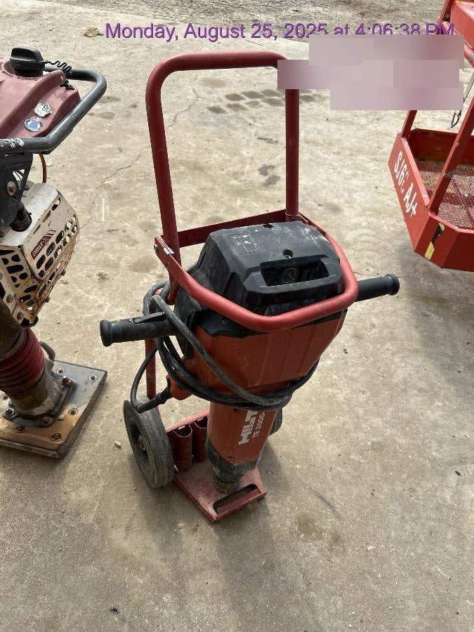 2023 HILTI TE 1000-AVR