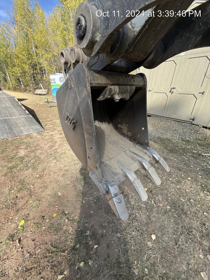 2021 TAKEUCHI 18" Bucket - Takeuchi