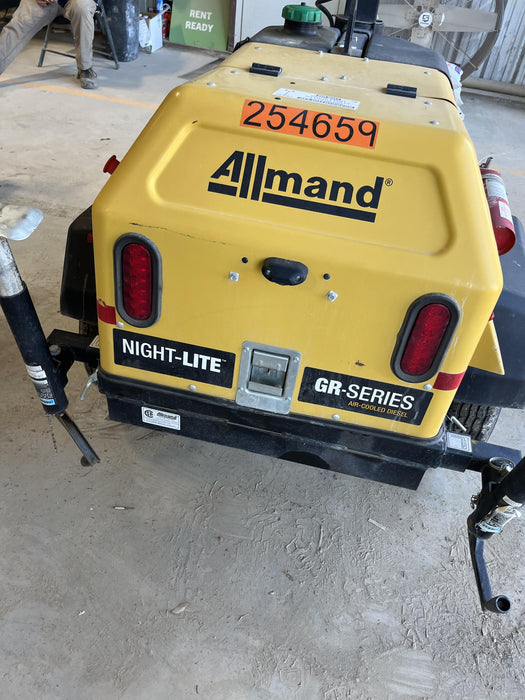 2022 Allmand NLV3GR (4) LED Light Fixture 350W, 23' Vertical Mast, 3kW Prime, Towable, ES Decals, T3