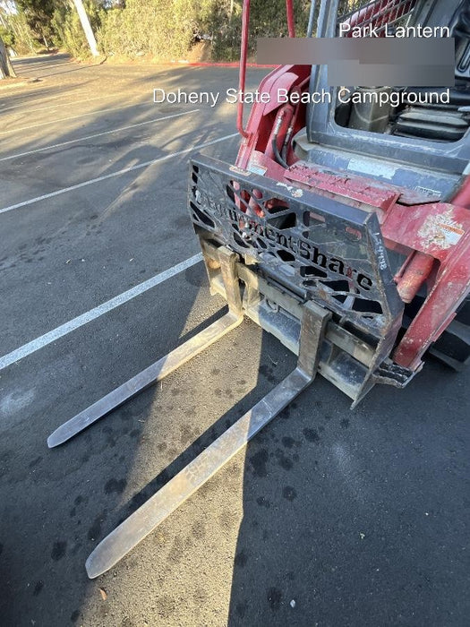 2021 PALADIN 48" Pallet Forks - Paladin