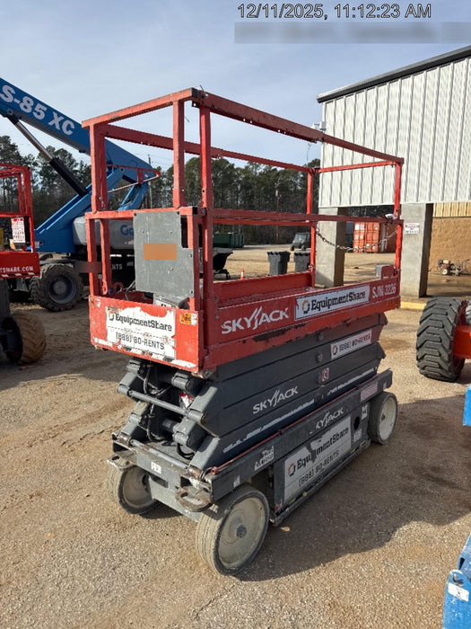 2019 Skyjack SJIII-3226 Standard Options, Trojan Batteries