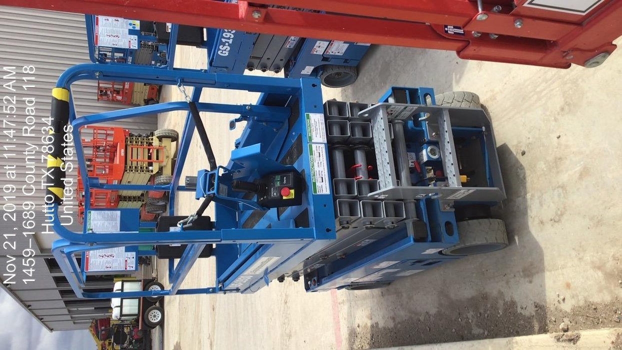 2019 Genie GS-1930 Fixed Rails with Chain Entry