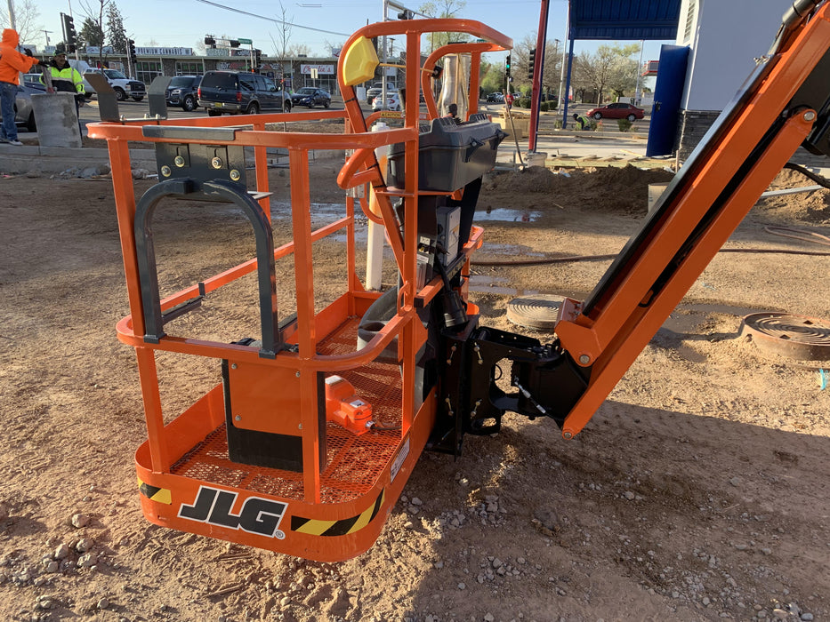 2021 JLG 450AJ