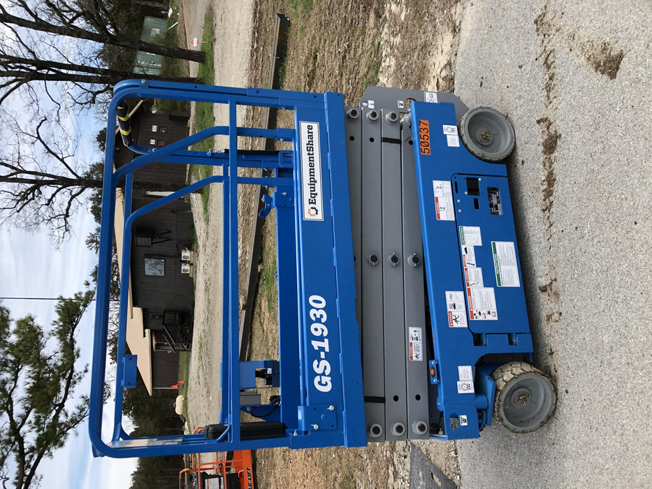 2019 Genie GS-1930 Fixed Rails with Chain Entry