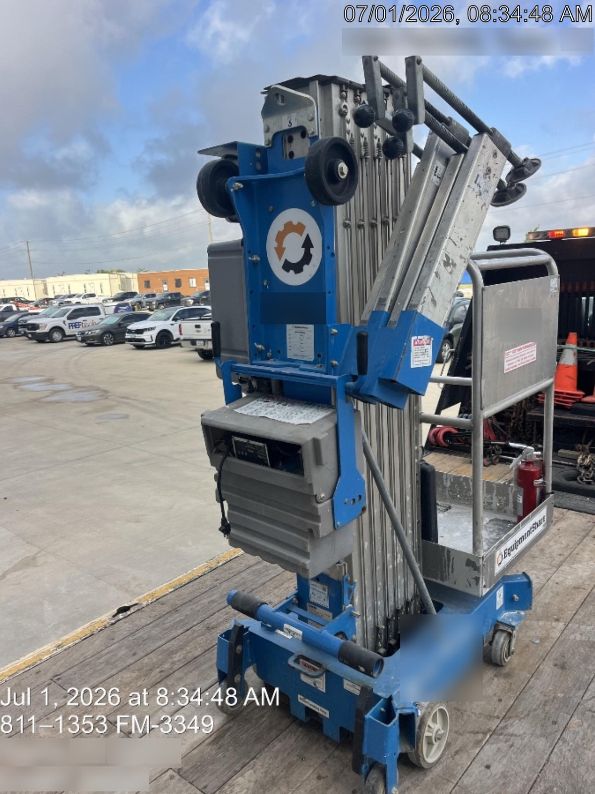 2019 GENIE AWP-30S
