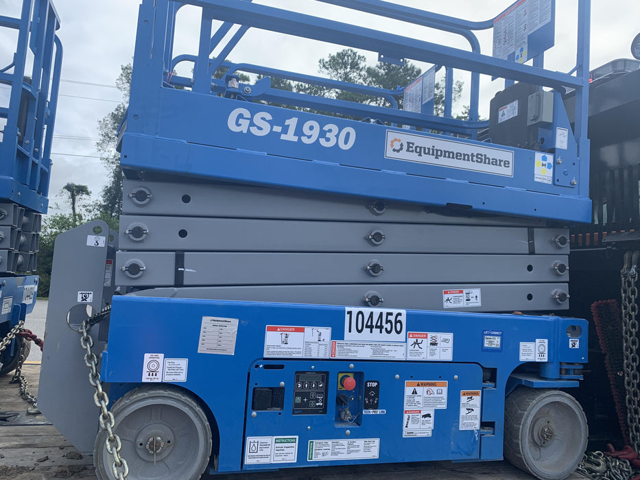 2020 Genie GS-1930 Fixed rails with chain entry gate - Pre A92.20