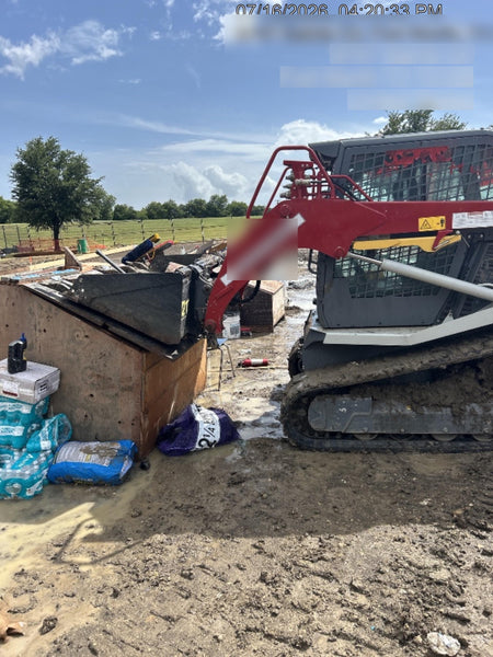2024 TAKEUCHI TL8R2-CR
