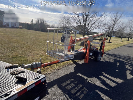 2022 JLG T350