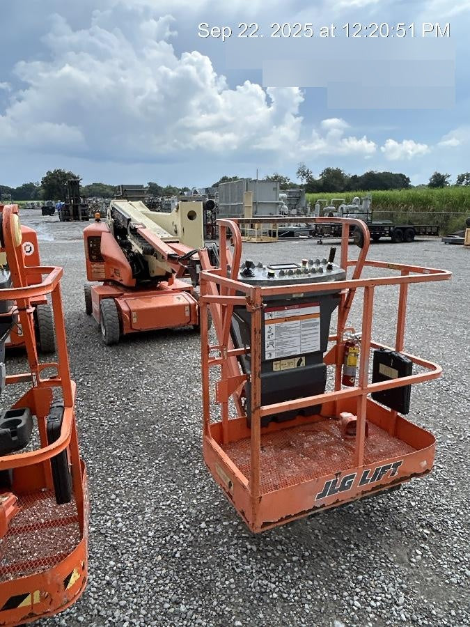 2019 JLG E400AJPN