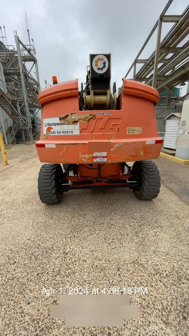2019 JLG 660SJ