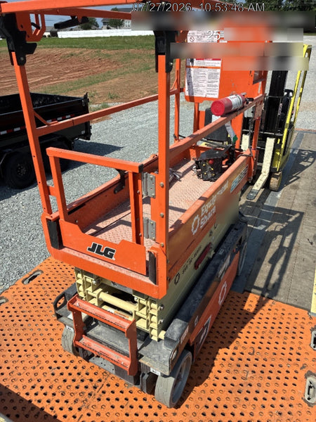 2022 JLG ES1932