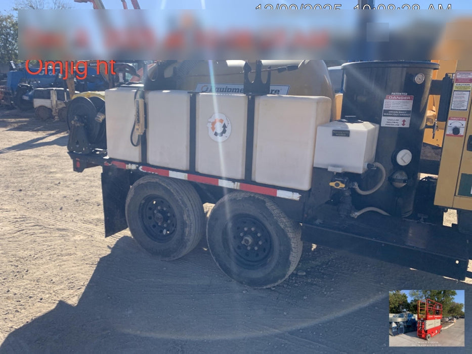 2023 VAC-TRON LP573XDT