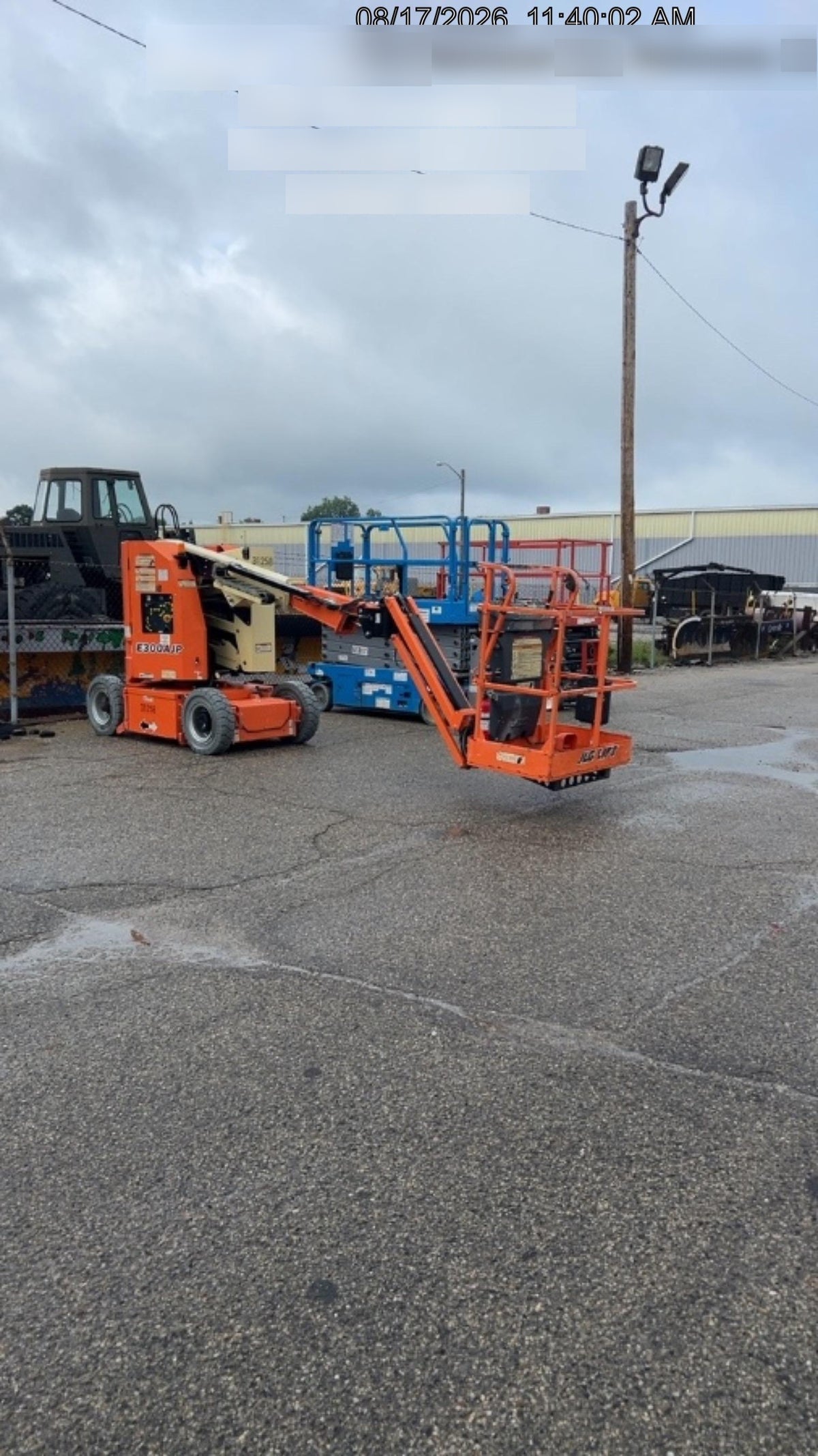 2019 JLG E300AJP