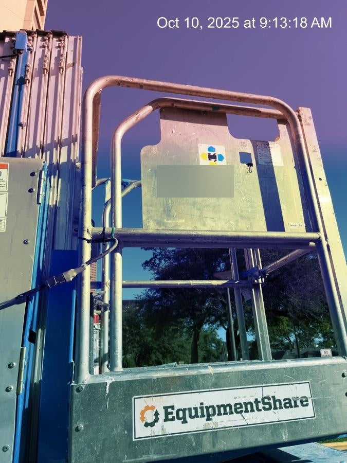 2020 GENIE GR-20