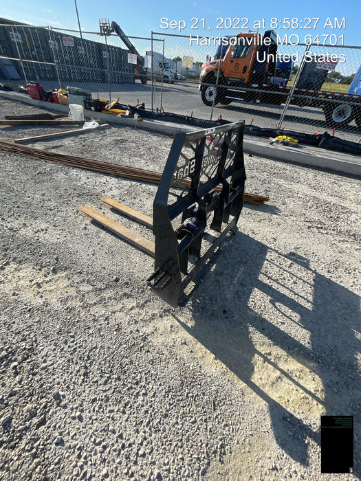 2022 PALADIN 48" Pallet Forks - Paladin