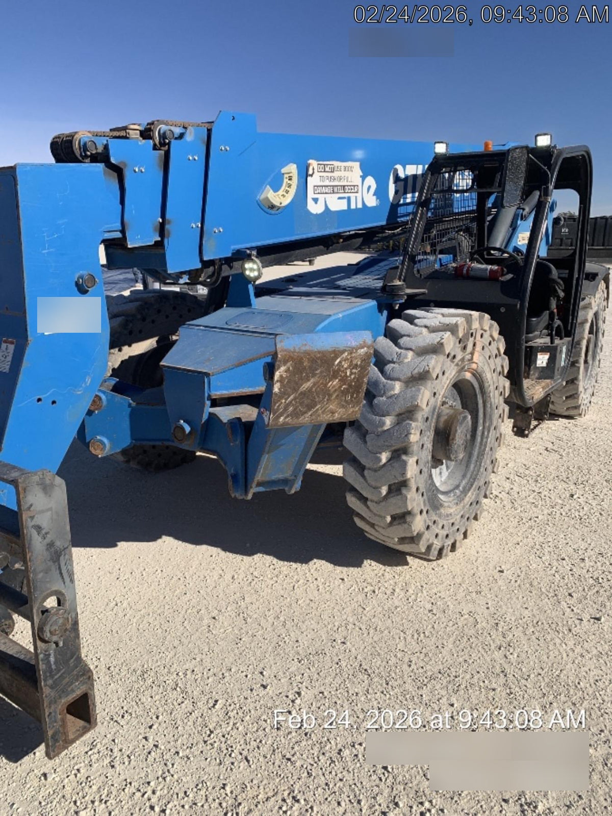 2018 Genie GTH-1056 GTH-1056 w/Open ROPS, Solid Tires, Work Lights, 60" carriage/forks, cab mesh, beacon