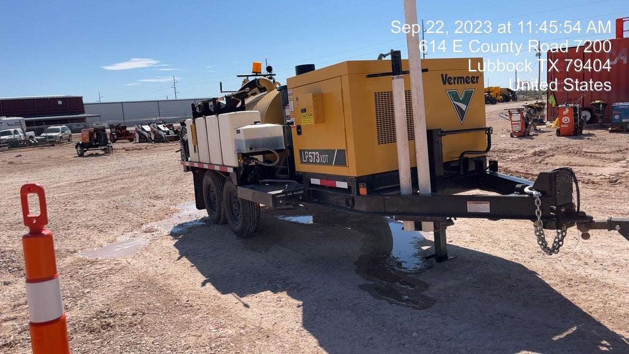 2023 Vac-Tron LP573XDT T4 Koehler Diesel Engine, 500 Gallon Debris Tank, x2 100 Gallon Water Tanks