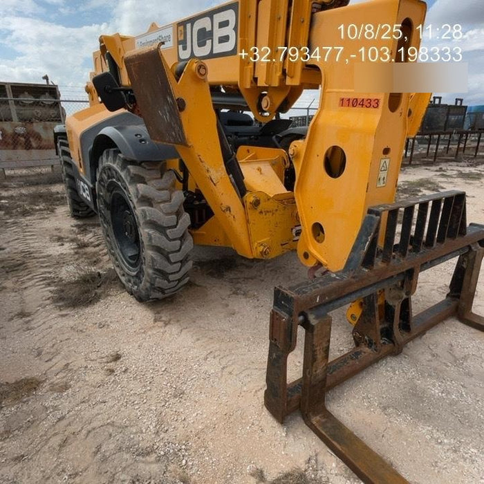 2020 JCB 510-56 Canopy, Solid Tires, Work Lights, Beacon, Aux Hydraulics, Back up Alarm, Lifting Eye, ES Decals