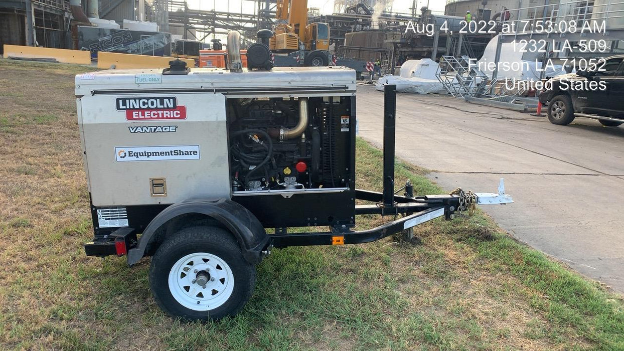 2018 Lincoln Electric Vantage 435 Lincoln Vantage 435 Welder Ready-Pak 3 w/Trailer, Fender/Light Kit, and Cable Rack
