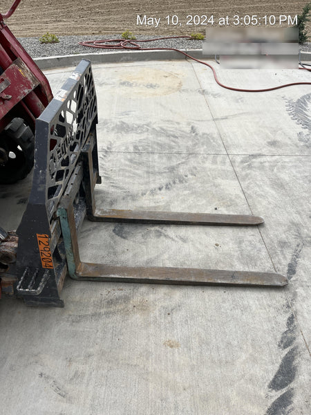 2020 PALADIN 48" Pallet Forks - Paladin