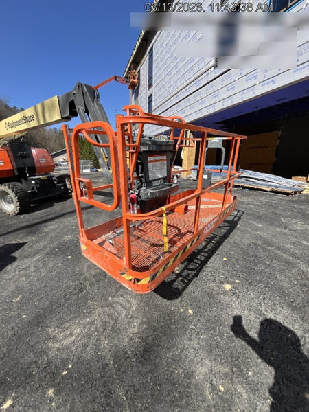2025 JLG 800AJ