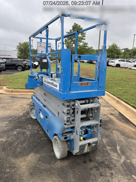 2023 GENIE GS-2632