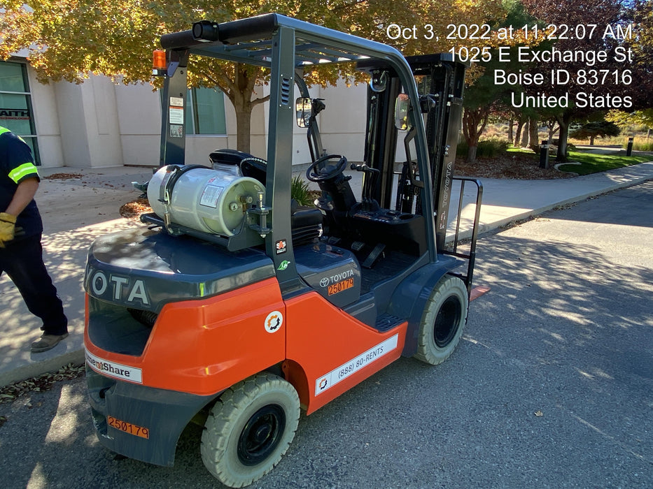 2022 TOYOTA 50-8FGU25