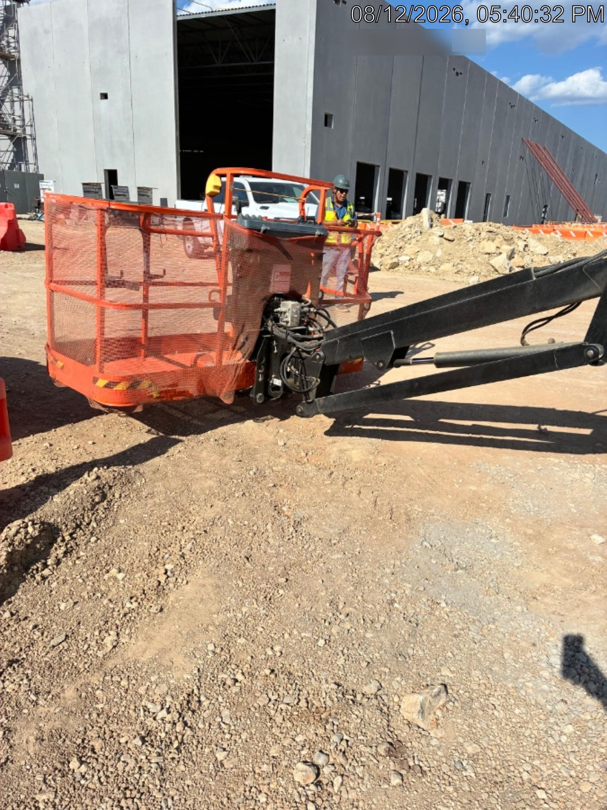 2025 JLG 660SJ