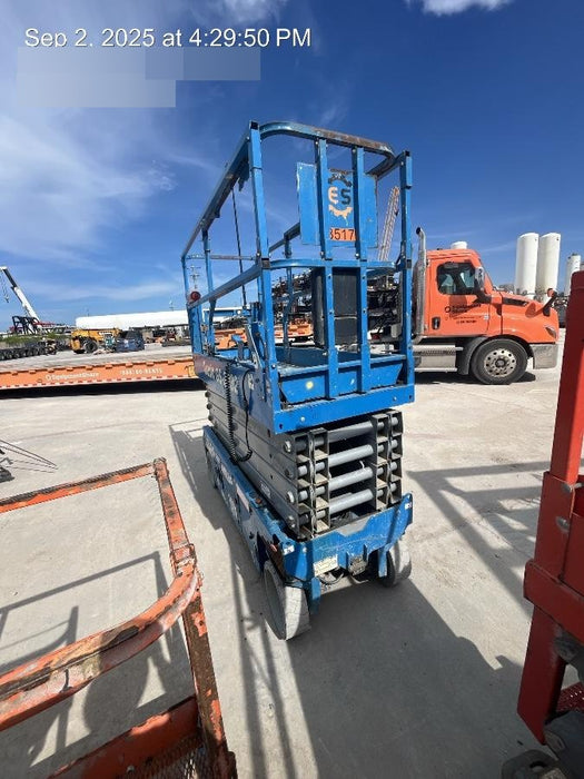 2018 Genie GS-3232 Genie GS3232 Lift w/Folding Rails and Swing Gate