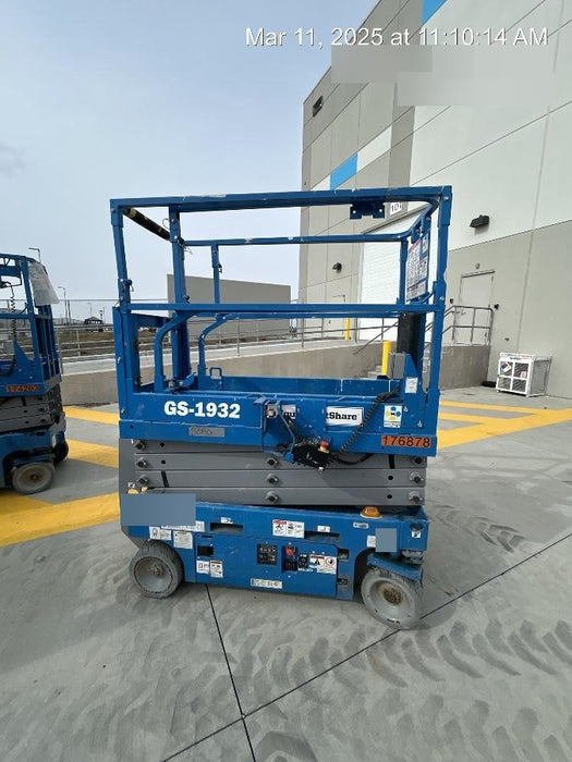2021 GENIE GS-1932