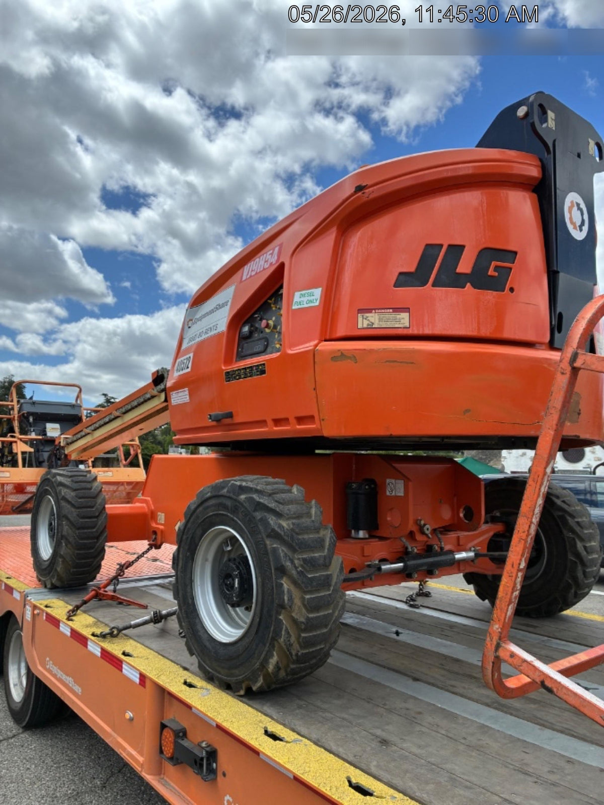 2019 JLG 400S