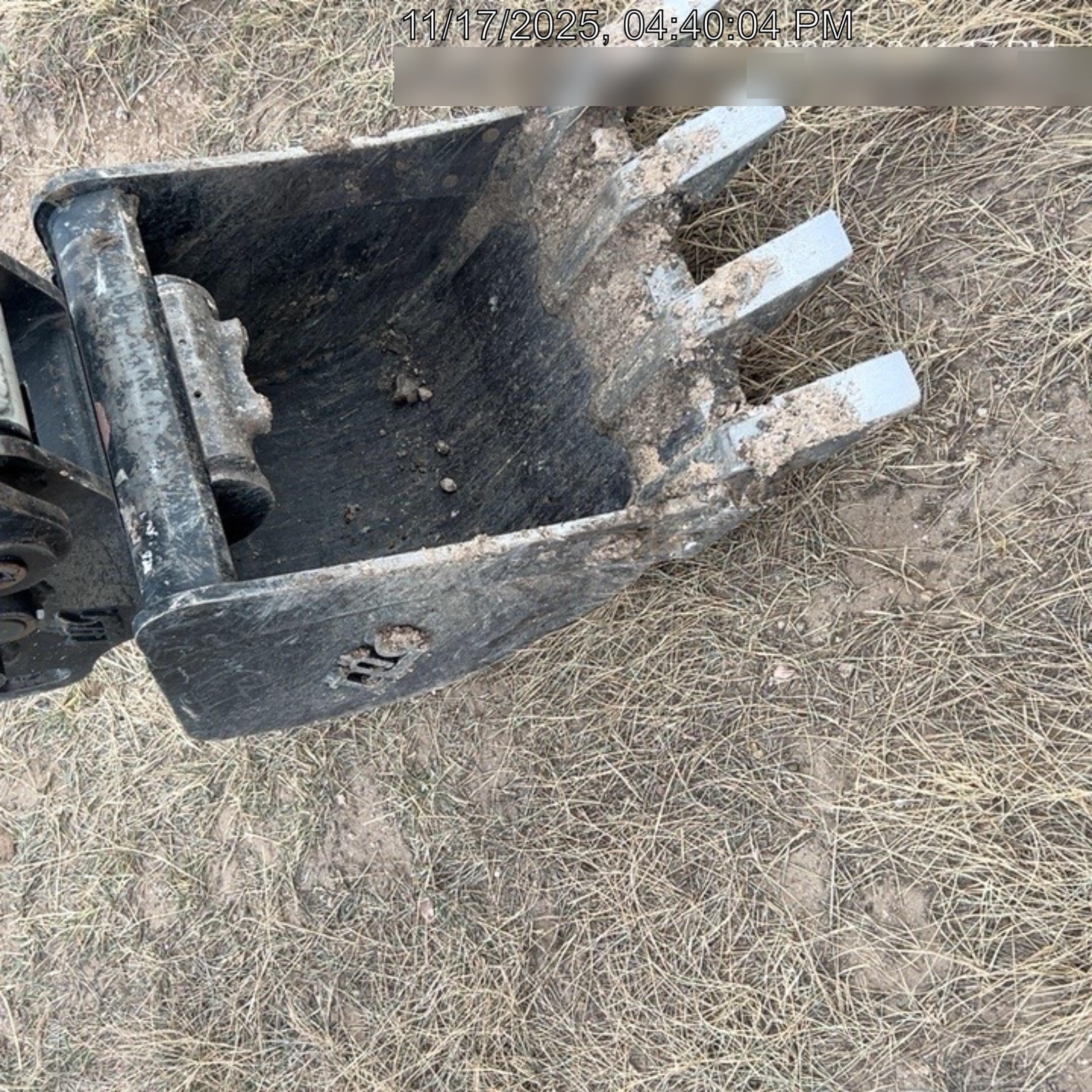 2025 TAKEUCHI 18" HD Bucket - Takeuchi