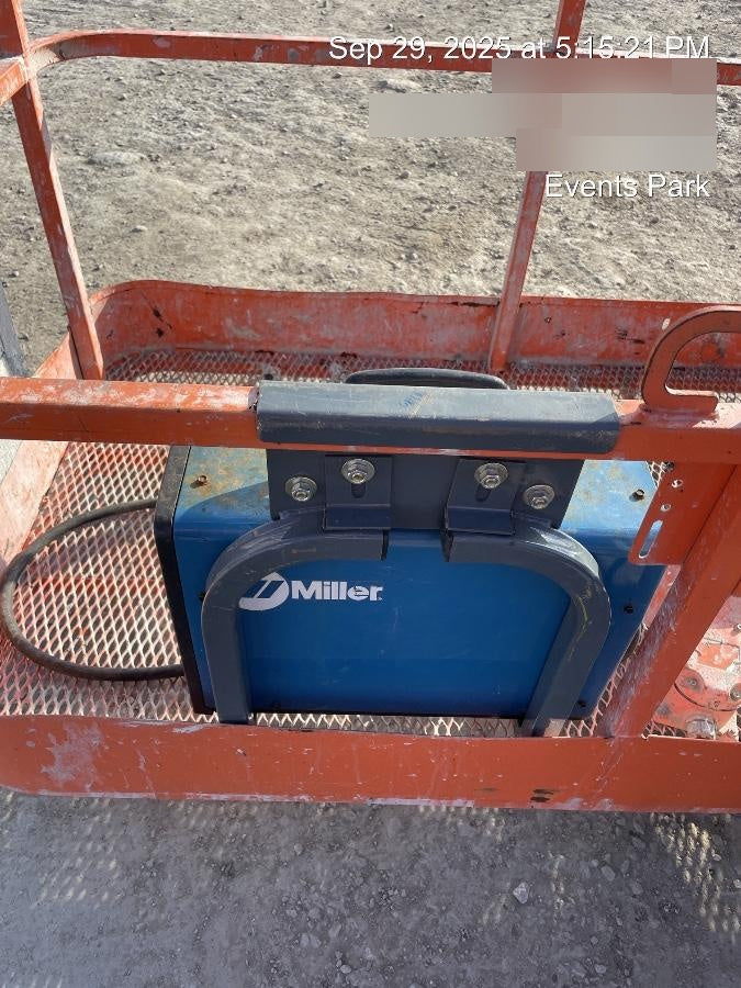 2025 MILLER ELECTRIC CST-282