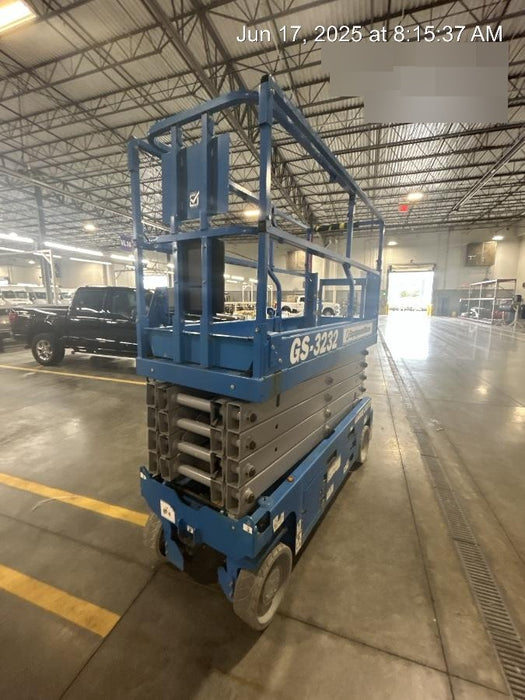 2021 GENIE GS-3232
