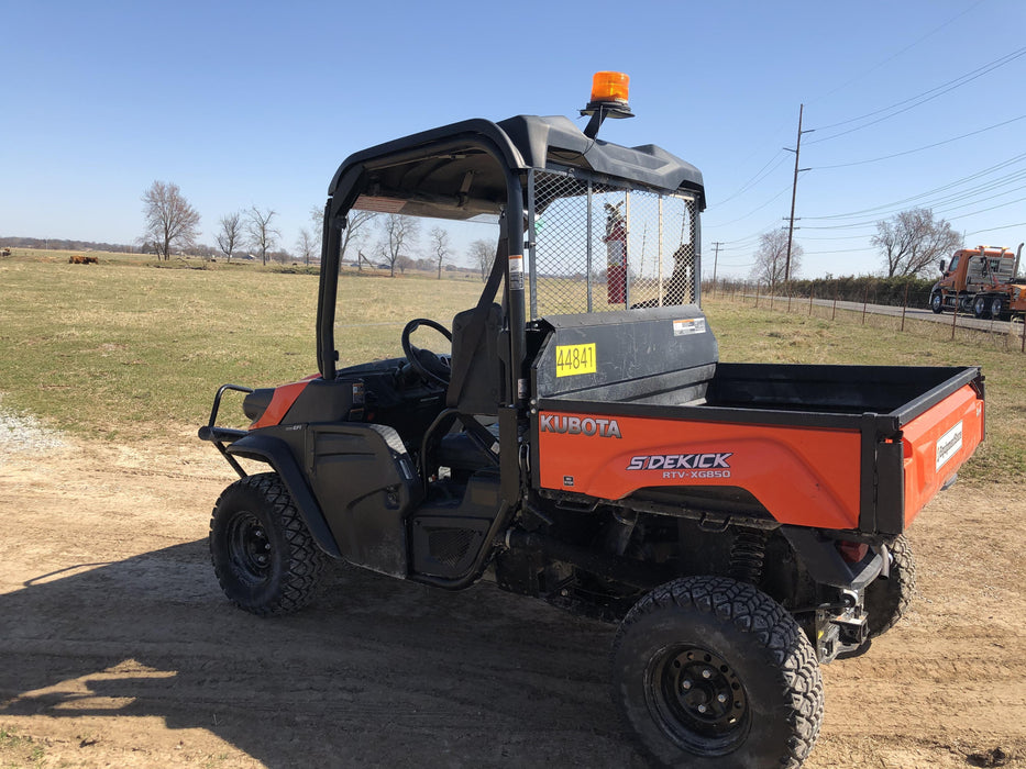 2019 Kubota RTV-XG850WL-H 4wd Utility Cart, Gas, 2 Seat, LED Strobe, Windshield Tempered Glass, Plastic Canopy, Wire Harness Kit, Backup Alarm