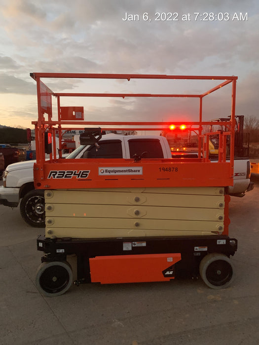 2021 JLG R3246