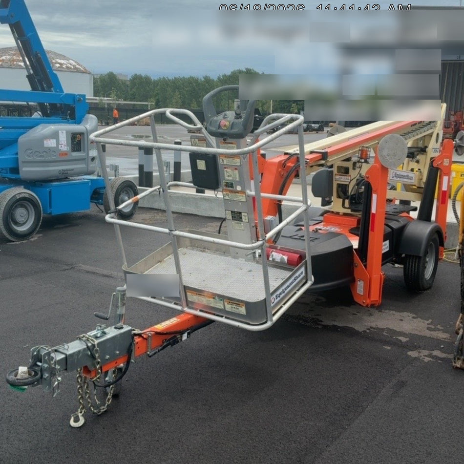 2022 JLG T350