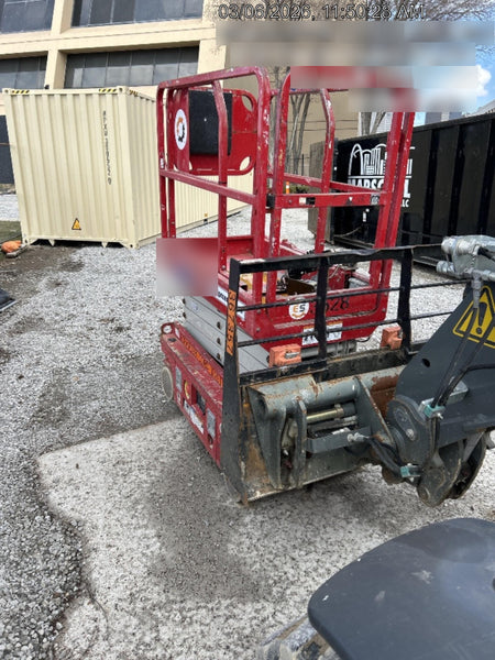 2016 MEC 1330SE MEC 1330SE Scissor Lift