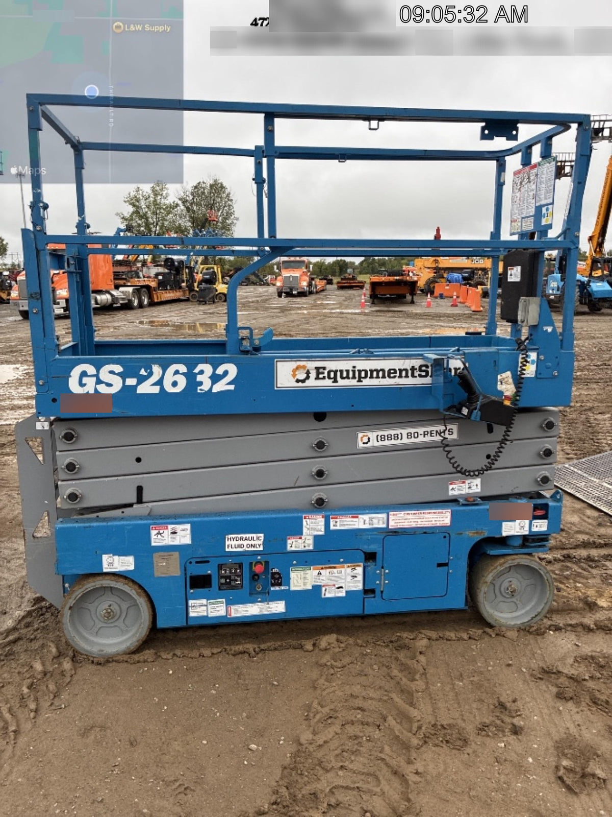 2019 Genie GS-2632 Folding rails with half height swing gate